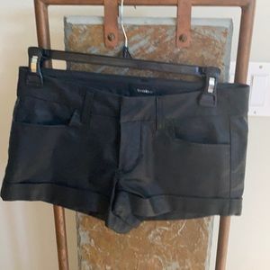 Bebe 25 inch waist black shorts